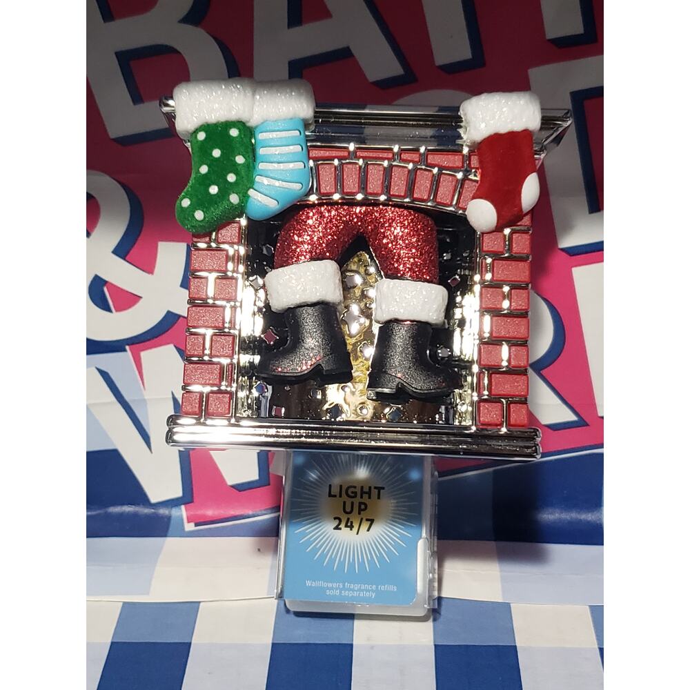 BBW Santa In Fireplace Nightlight Wallflower Fragrance Plug In Home Scent Decor